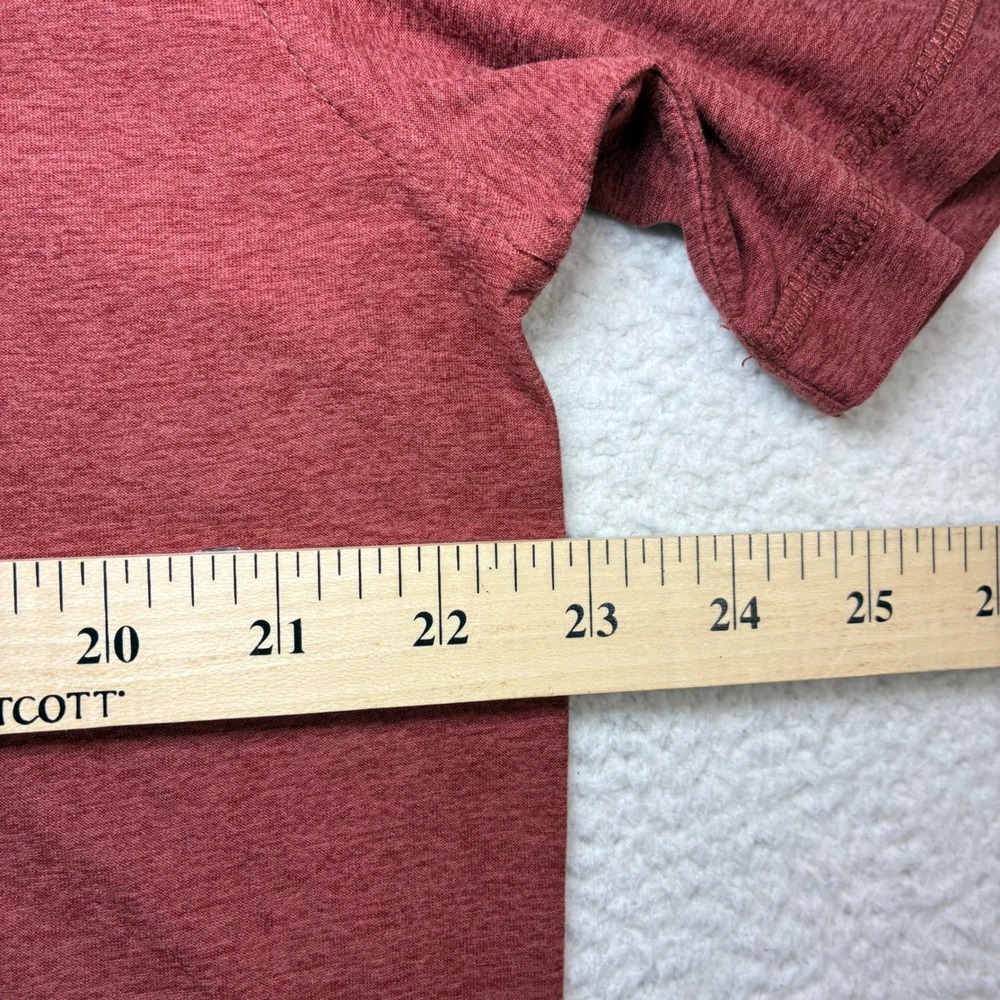 Vuori Strato Tech T Shirt Men XL Red Tee Performance Short Sleeve Stretch V126 - Picture 5 of 7